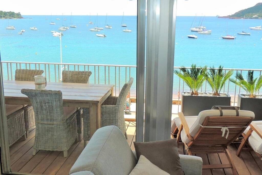 emplacement privilégié pour ce bel appartement Saint-Raphaël Esterno foto