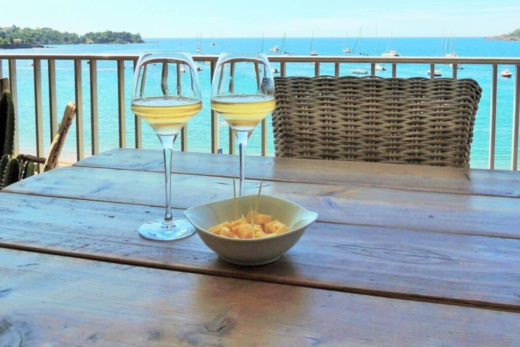 emplacement privilégié pour ce bel appartement Saint-Raphaël Esterno foto